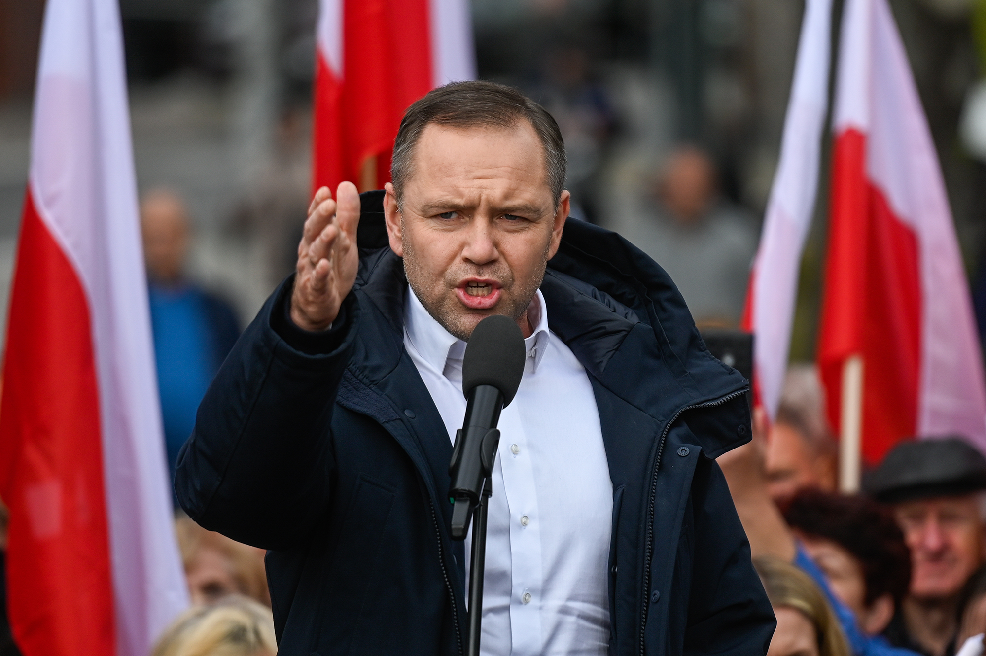 Кароль Навроцький перемагає на виборах у Польщі: хто він і що говорив про Україну